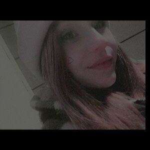 Meet your Posher, Erica